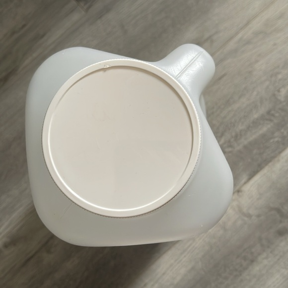 Koolaid  over 4L jug with handle - Picture 3 of 3